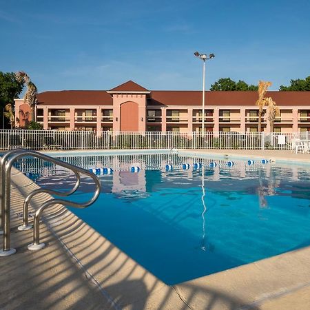 Red Roof Inn Virginia Beach-Norfolk Airport Екстер'єр фото